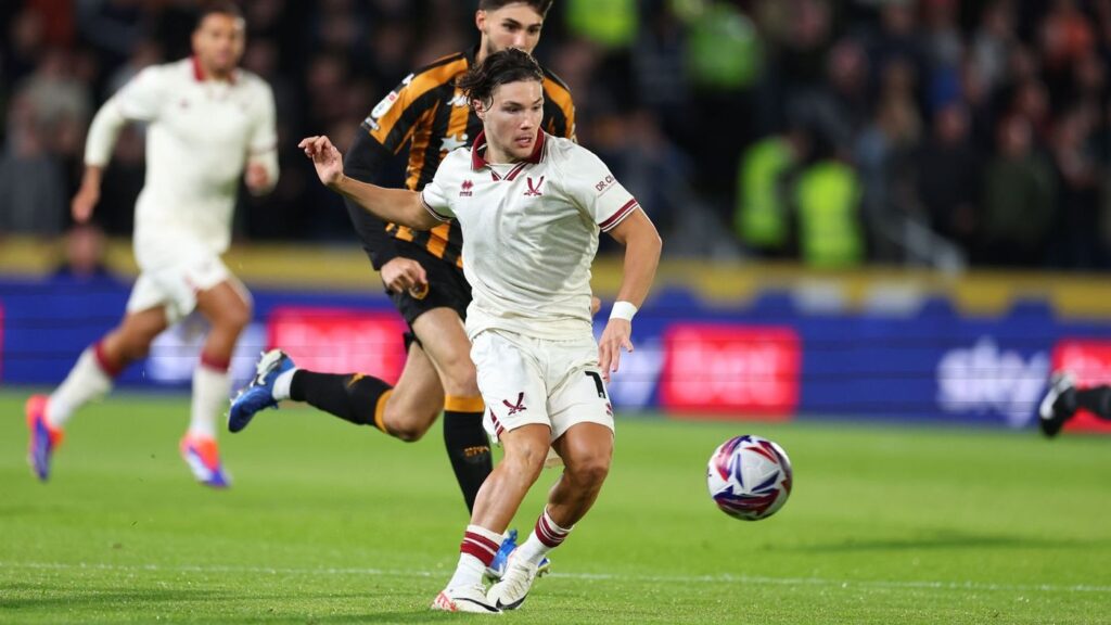 Nhận định soi kèo Sheffield United vs Hull lúc 03h00 ngày 25/1/2025 nhan-dinh-soi-keo-sheffield-united-vs-hull-luc-03h00-ngay-25-1-2025-1