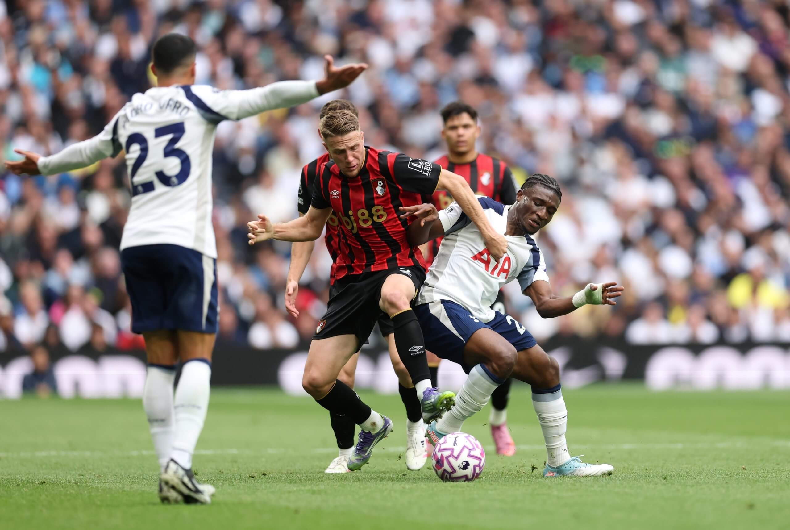 Nhận định soi kèo Bournemouth vs Tottenham lúc 02h30 ngày 8/1/2026